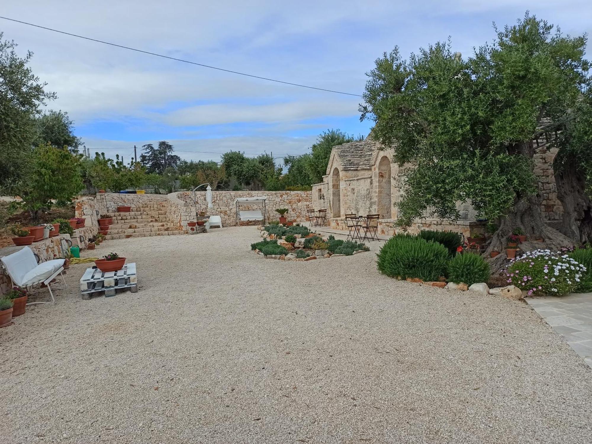 Trulli Don Pietro Casa de hóspedes Castellana Grotte Exterior foto